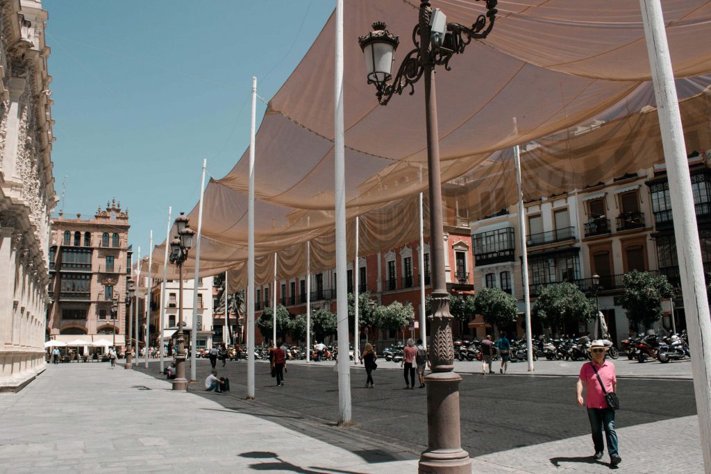 seville toile marché