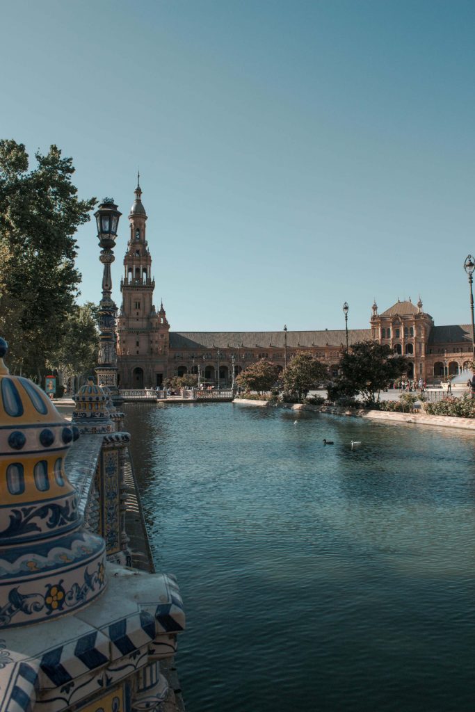 seville plaza espagne eau tour
