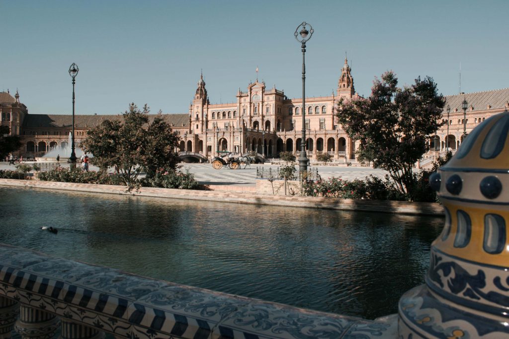 seville plaza espagne eau